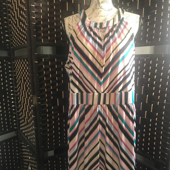 Roz & Ali Dresses & Skirts - Roz & Ali Maxi Dress 🏖